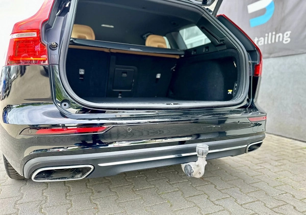 Volvo V60 cena 99900 przebieg: 159550, rok produkcji 2018 z Człuchów małe 631